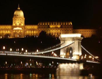Fil Franck Tours - Hotels to Budapest