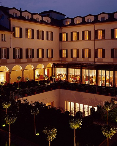 Fil Franck Tours - Hotels in Milan