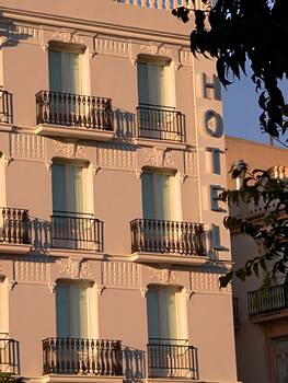 Fil Franck Tours - Hotels in Valencia