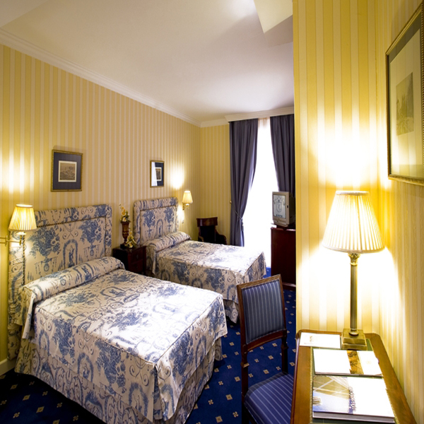fil franck tours - 4 hotels in Madrid - Maria Elena Palace Hotel